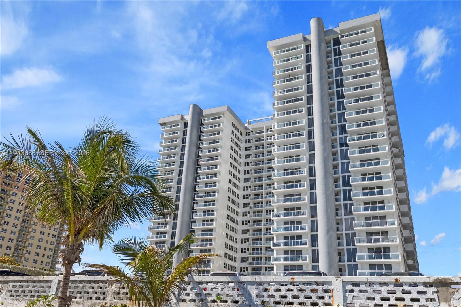PARKER PLAZA CONDO ESTATE · #1820 in Hallandale Beach - Photo 30