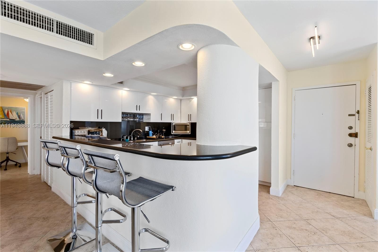 PARKER PLAZA CONDO ESTATE · #1820 in Hallandale Beach - Photo 14
