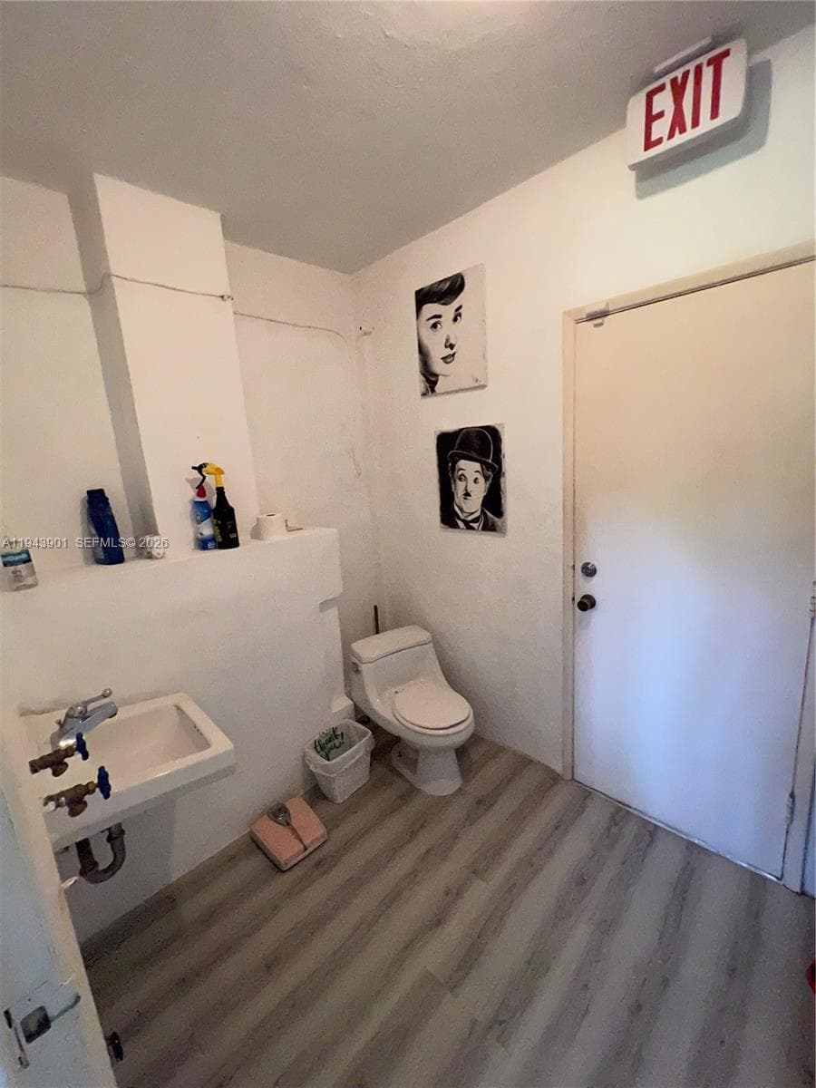 1425 Grant St photo 24