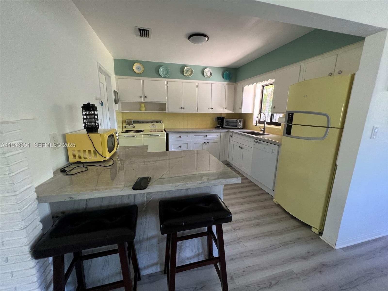 1425 Grant St photo 18