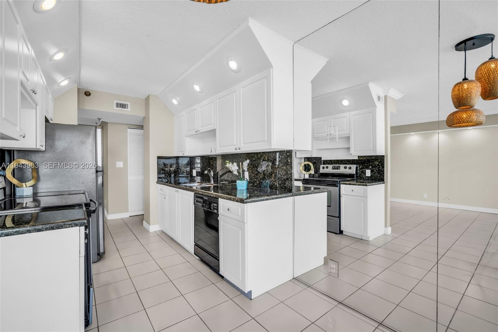 1500 OCEAN CLUB CONDO · #502 in Pompano Beach - Photo 7