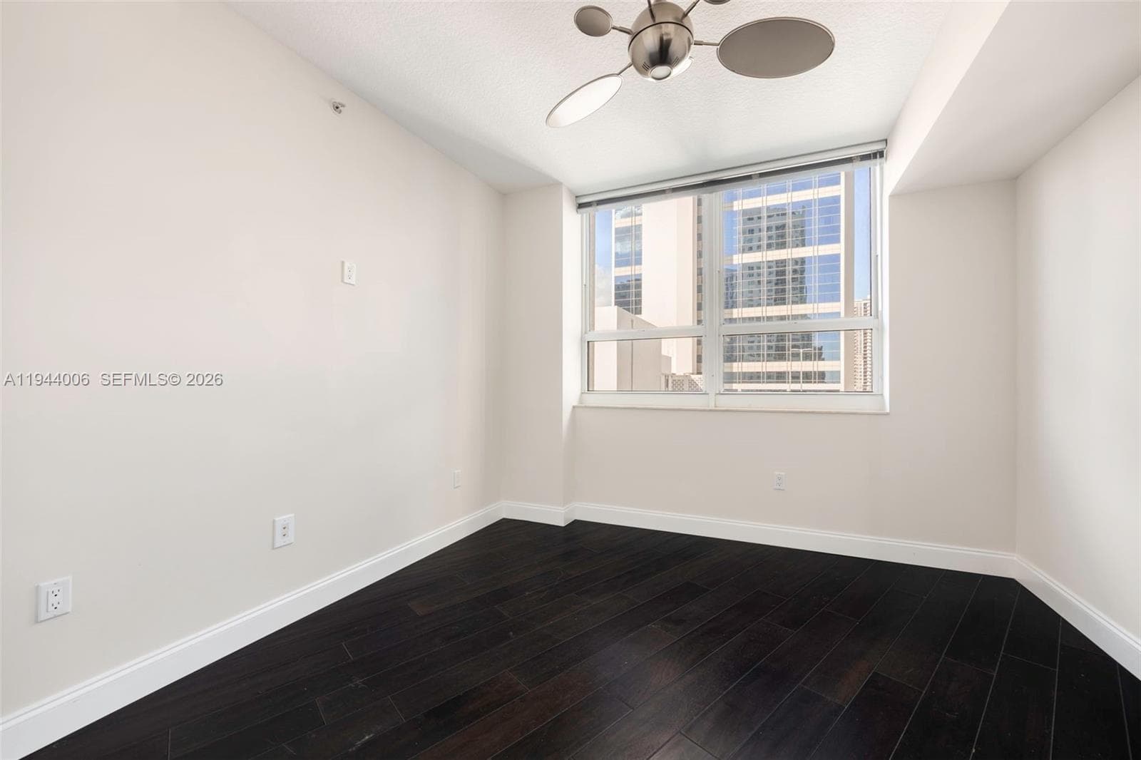 350 LAS OLAS PLACE CONDO · #870 in Fort Lauderdale - Photo 14