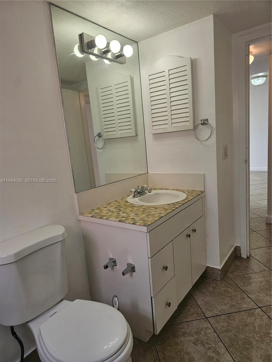 CORAL WAY GARDENS CONDO · #406 in Miami - Photo 12