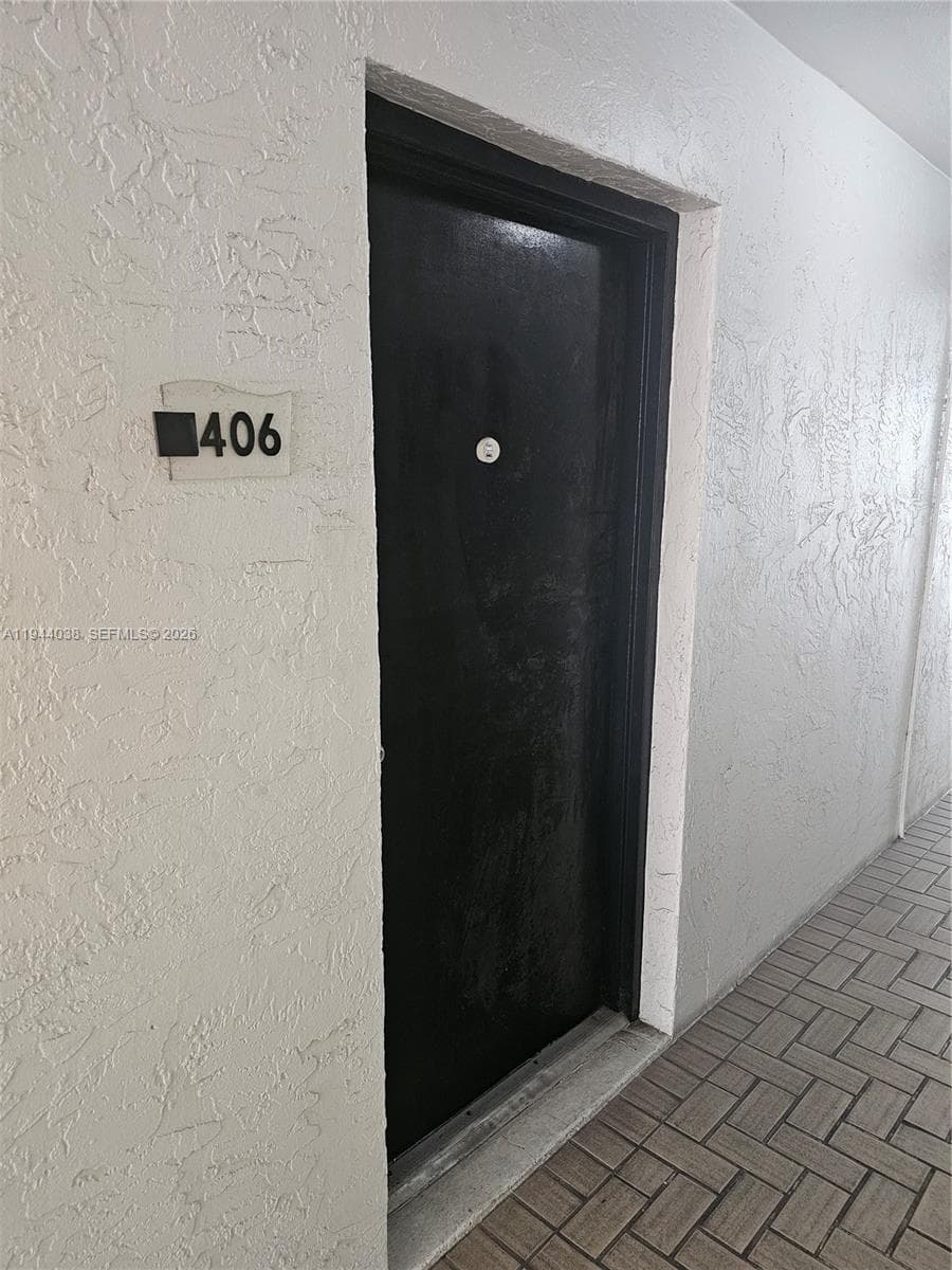 CORAL WAY GARDENS CONDO · #406 in Miami - Photo 4