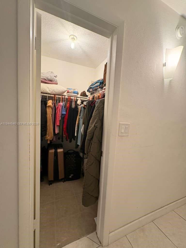 STAR LAKES ESTATES NO 9 C · #919 in Miami - Photo 5