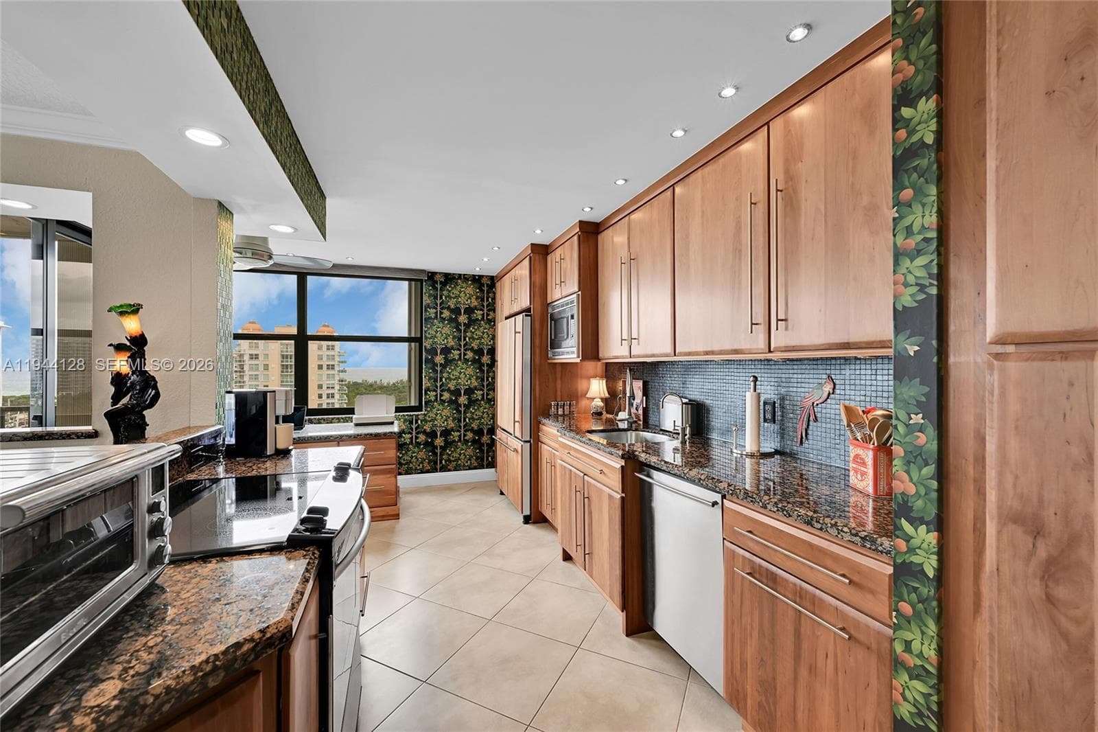 Corinthian · #16A in Fort Lauderdale - Photo 26