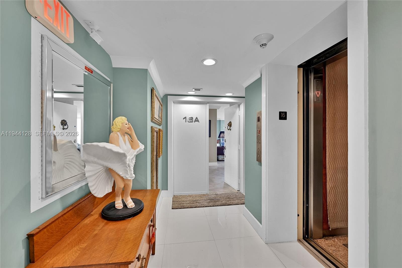 Corinthian · #16A in Fort Lauderdale - Photo 3