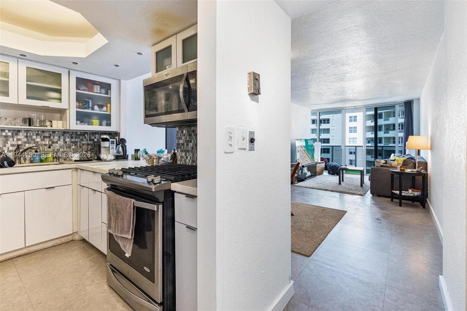 PARKER TOWER CONDO · #603 in Hallandale Beach - Photo 8