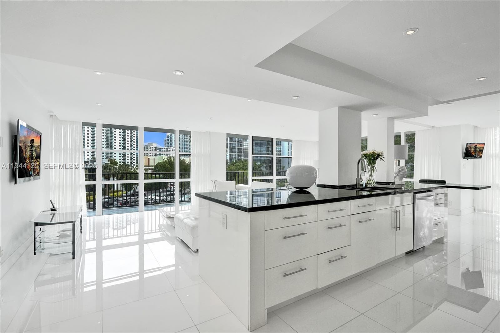 Oceanview park · #330 in Hallandale Beach - Photo 31