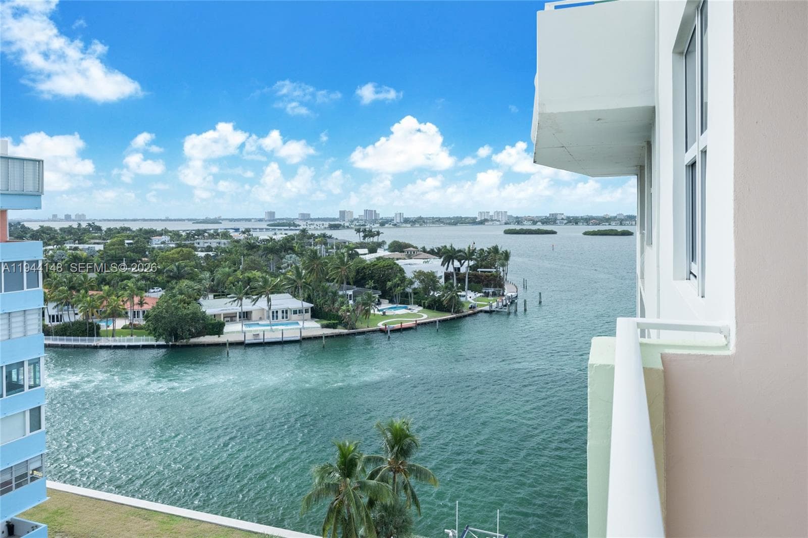 ISLAND POINTE · #9N in Bay Harbor Islands - Photo 1