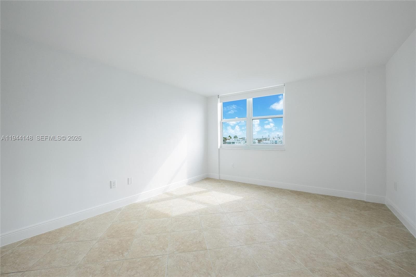 ISLAND POINTE · #9N in Bay Harbor Islands - Photo 11