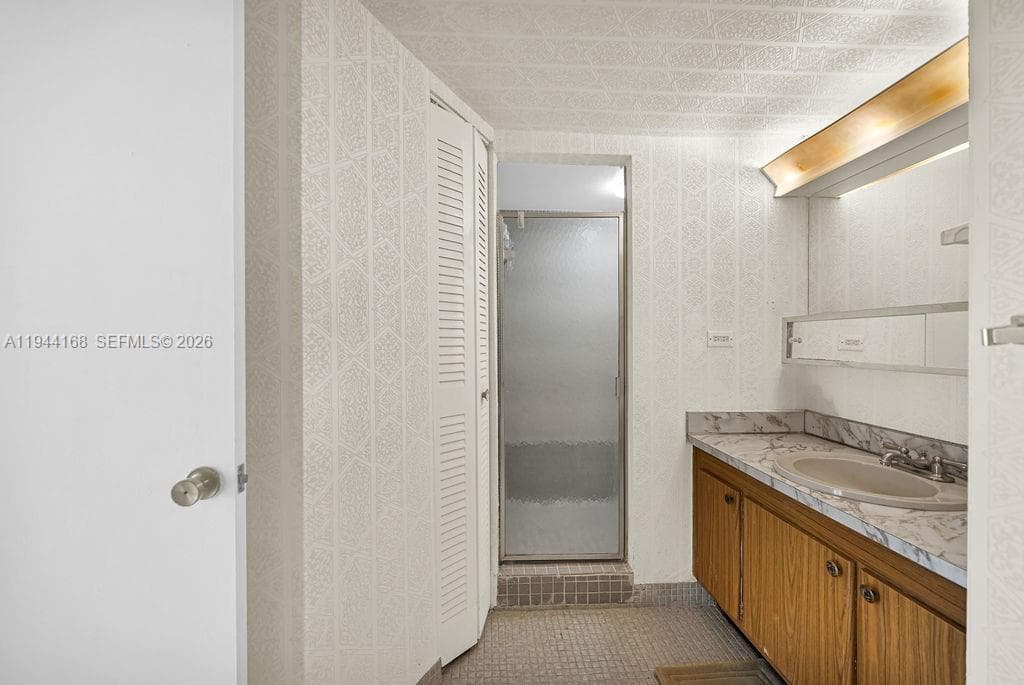 BURLEIGH HOUSE CONDO · #435 in Miami Beach - Photo 24
