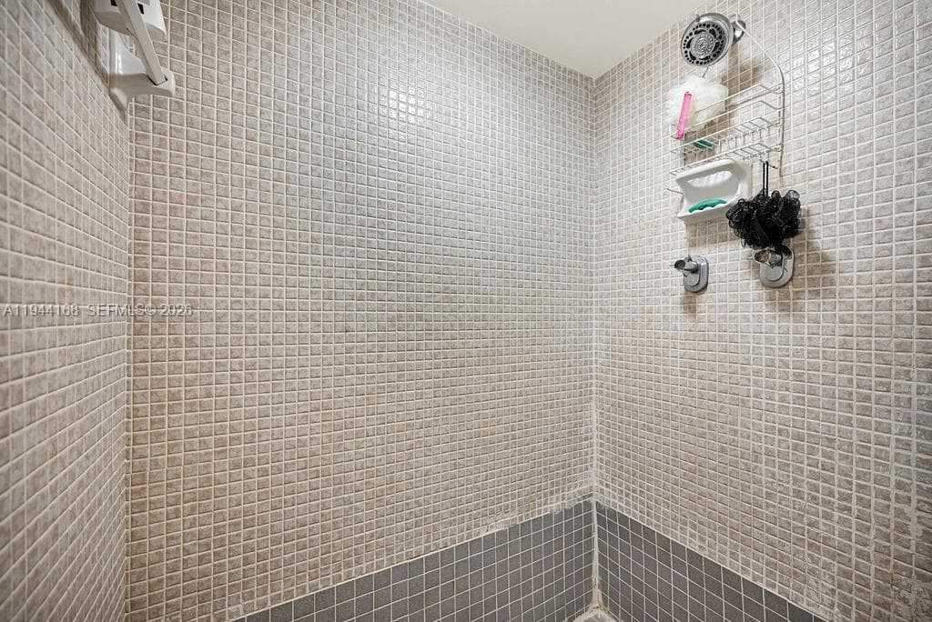 BURLEIGH HOUSE CONDO · #435 in Miami Beach - Photo 33