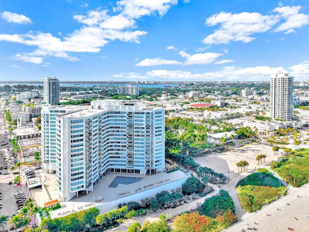 BURLEIGH HOUSE CONDO · #435 in Miami Beach - Photo 8