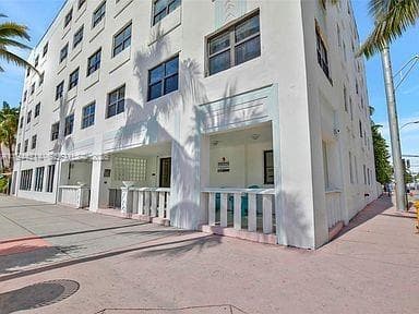1390 OCEAN DRIVE CONDO · #404 in Miami Beach - Photo 2