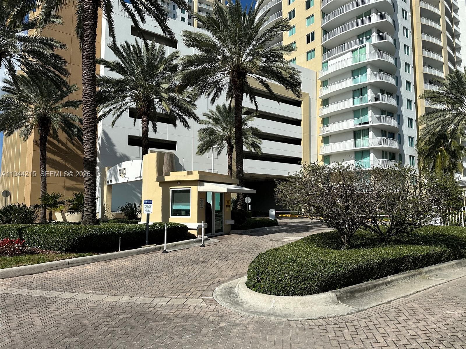 DUO CONDOMINIUM EAST · #1605E in Hallandale Beach - Photo 7