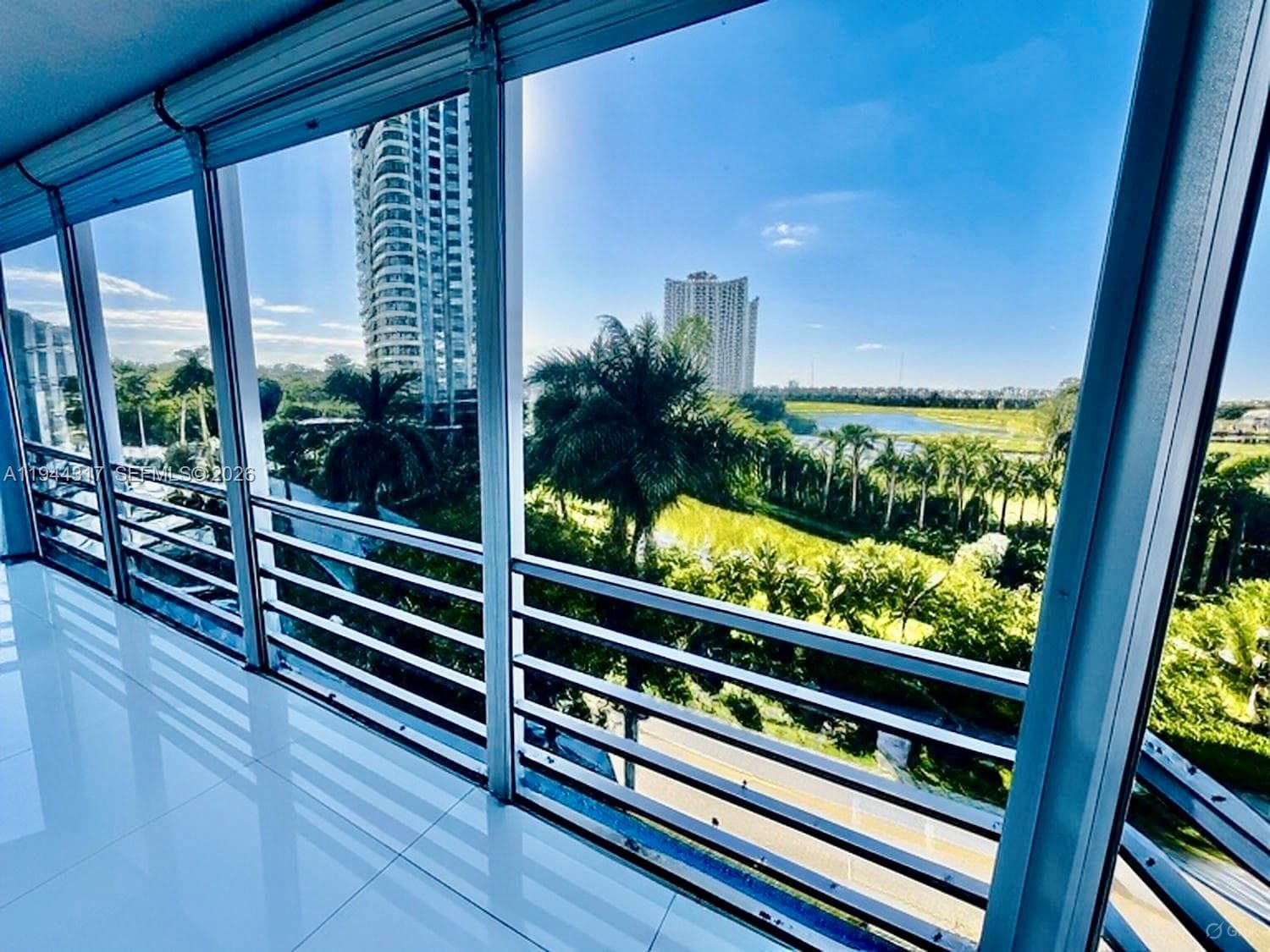 FAIRWAYS RIVIERA · #721 in Hallandale Beach - Photo 27