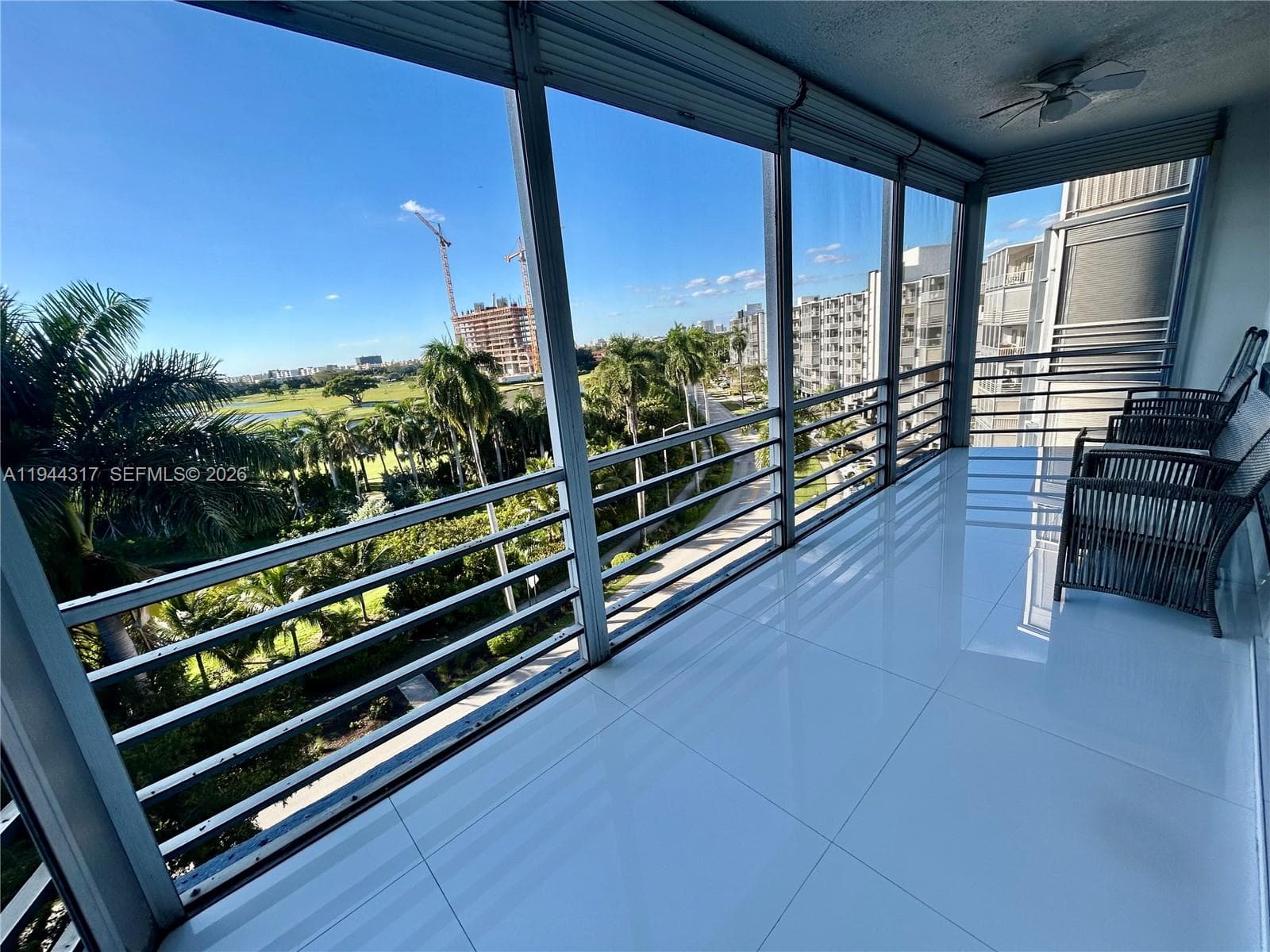 FAIRWAYS RIVIERA · #721 in Hallandale Beach - Photo 22