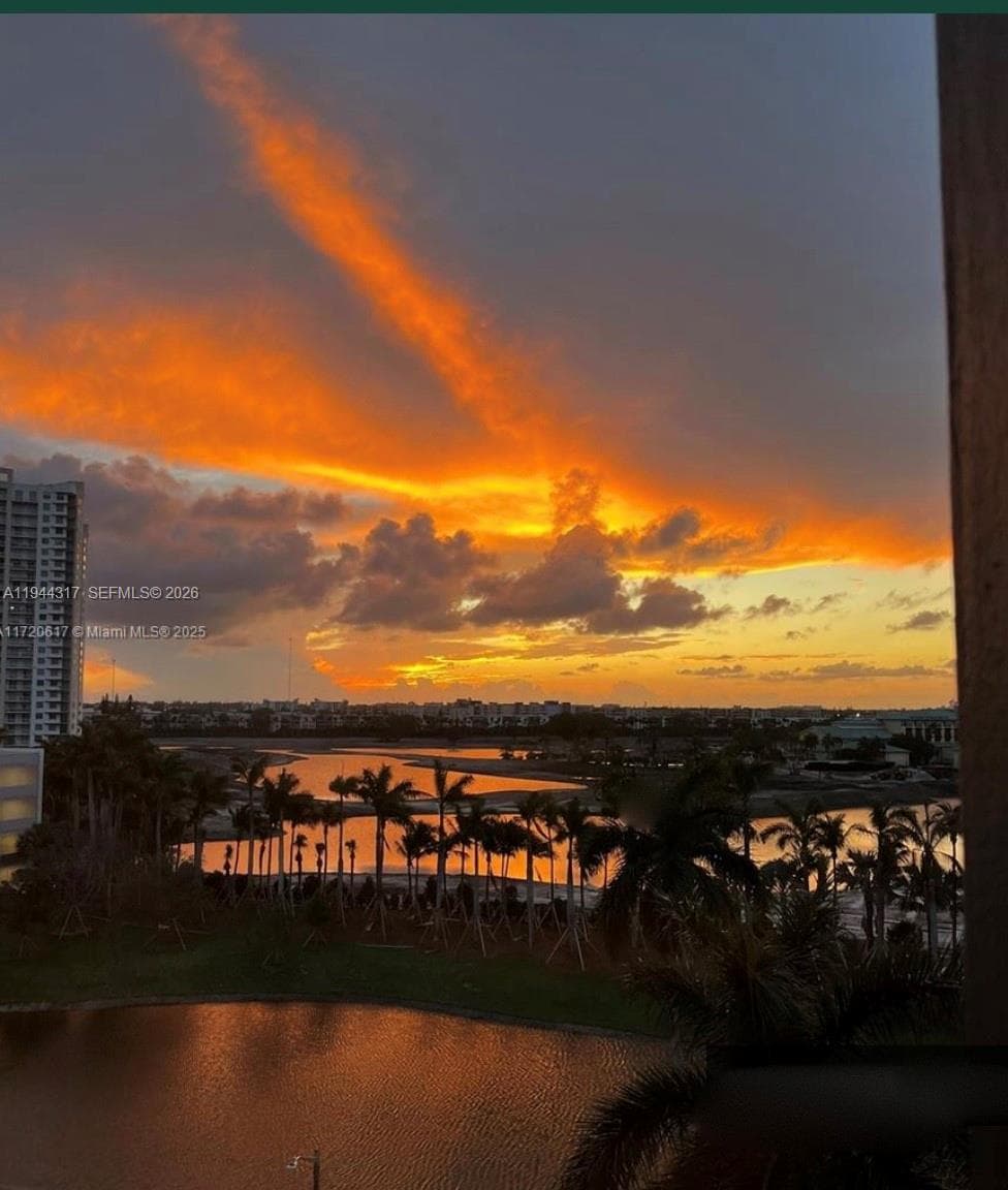 FAIRWAYS RIVIERA · #721 in Hallandale Beach - Photo 31