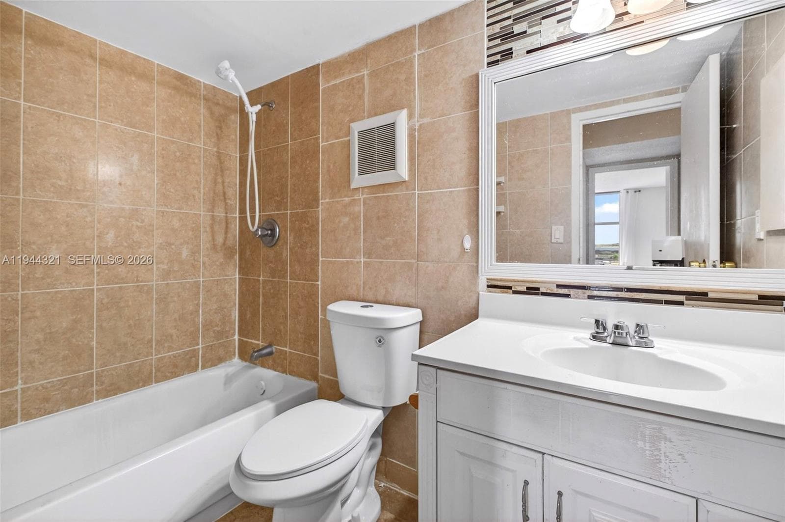 Woodside Apartments · #619 in North Miami Beach - Photo 12