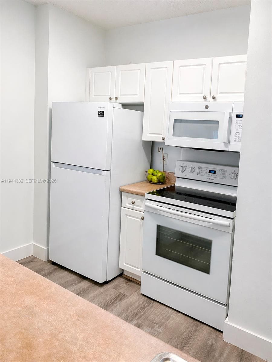 Porto Bellagio · #4312 in Sunny Isles Beach - Photo 15