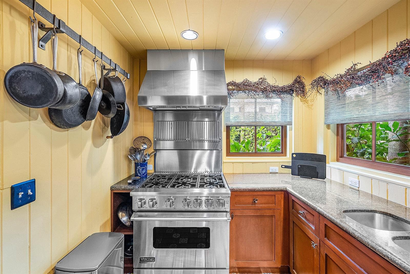 033-334PalmTrail-DelrayBeach-FL-33483-SM