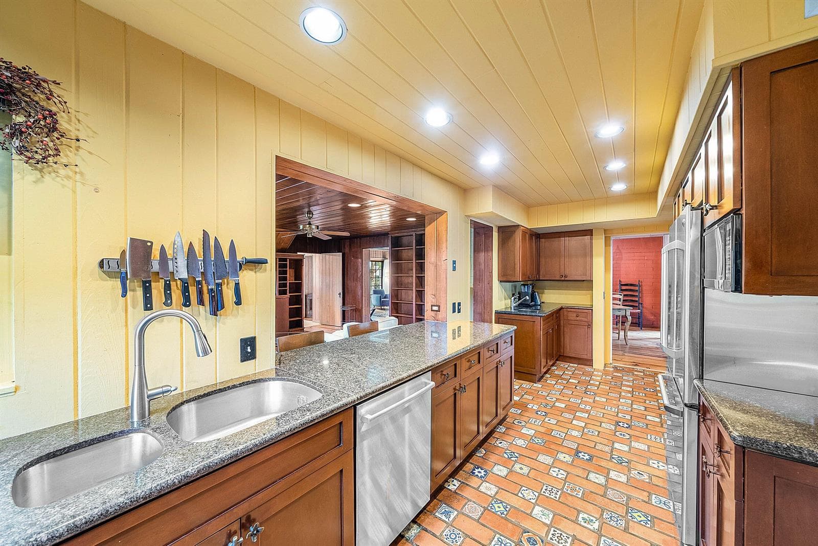 034-334PalmTrail-DelrayBeach-FL-33483-SM