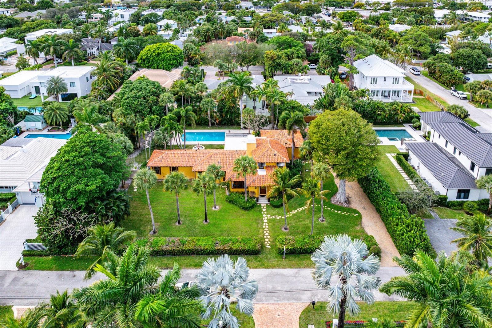 054-334PalmTrail-DelrayBeach-FL-33483-SM
