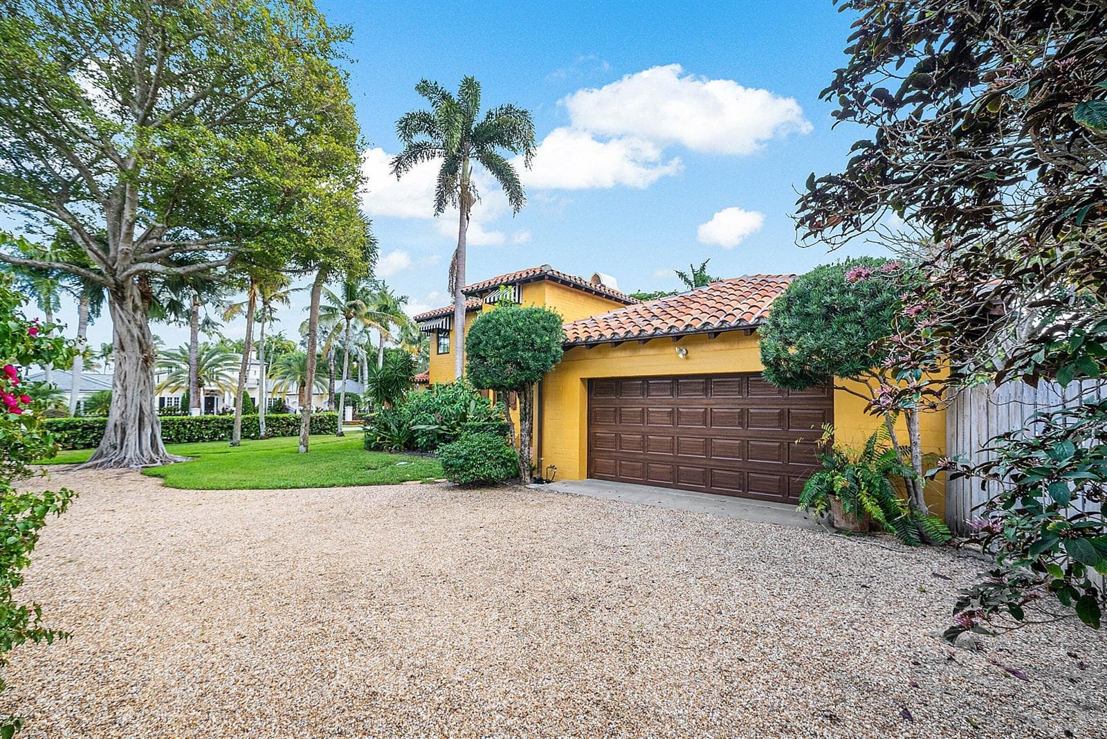 007-334PalmTrail-DelrayBeach-FL-33483-SM