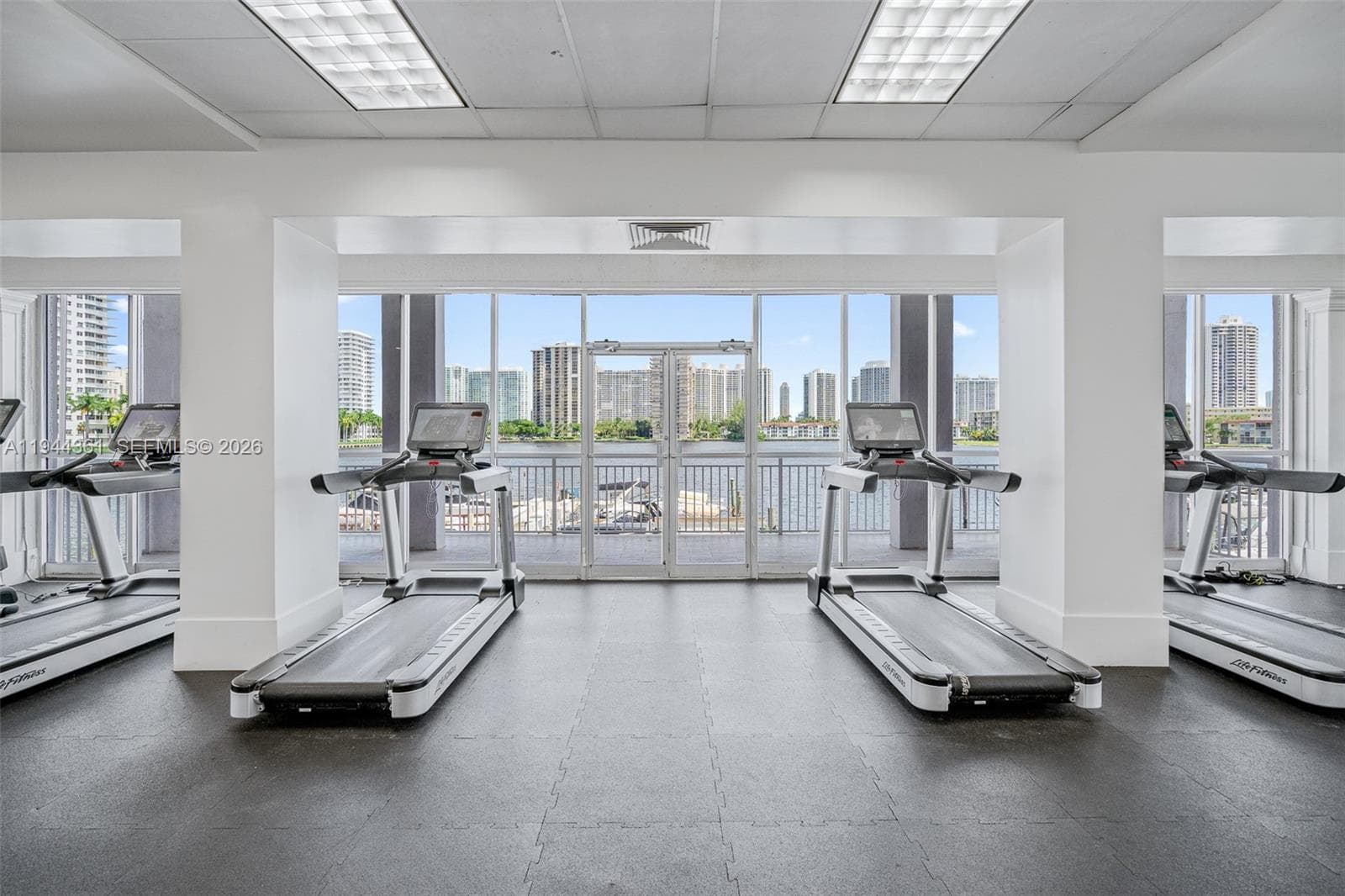 DEL PRADO MARINA · #1605 in Aventura - Photo 36