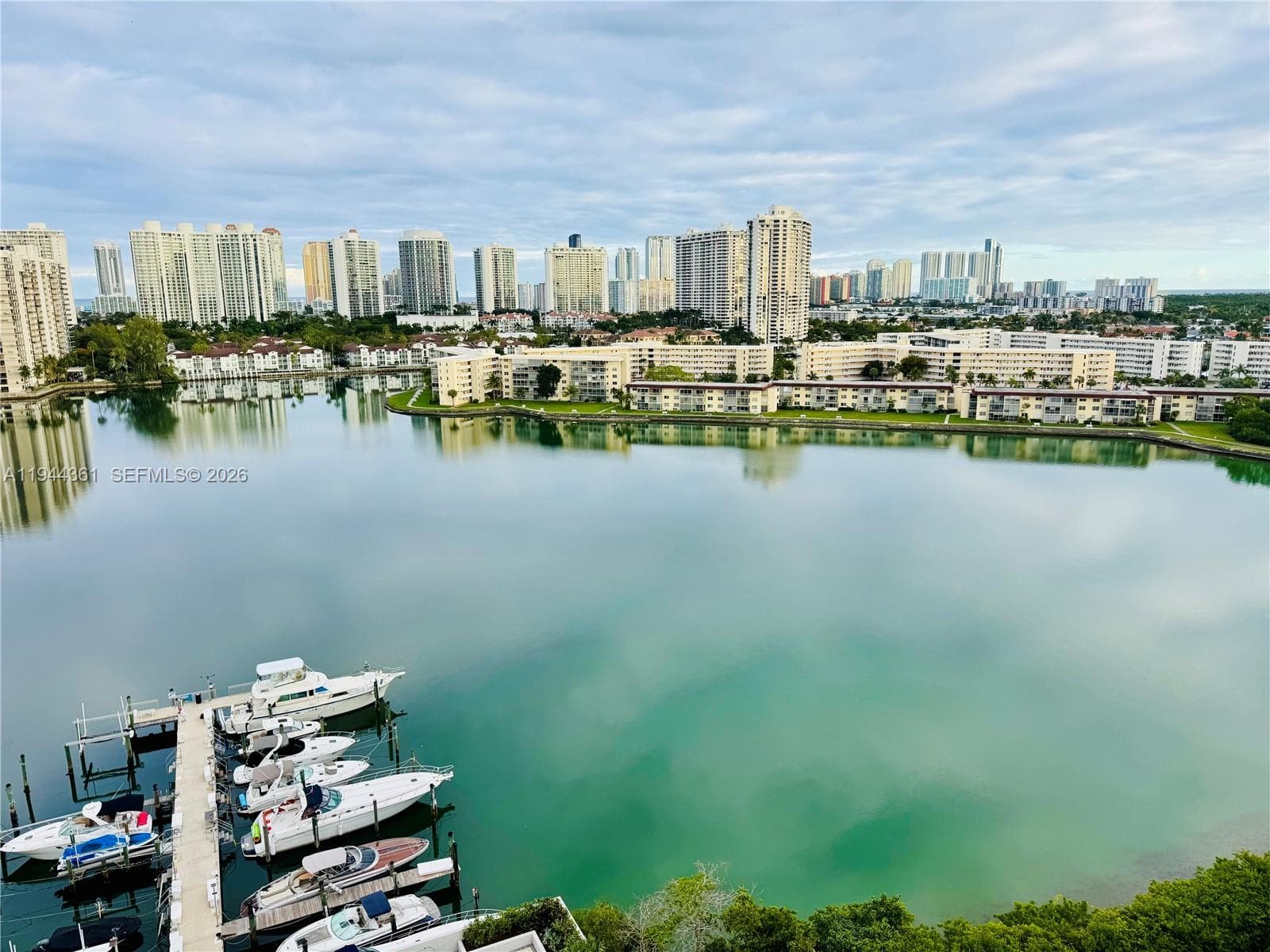 DEL PRADO MARINA · #1605 in Aventura - Photo 8