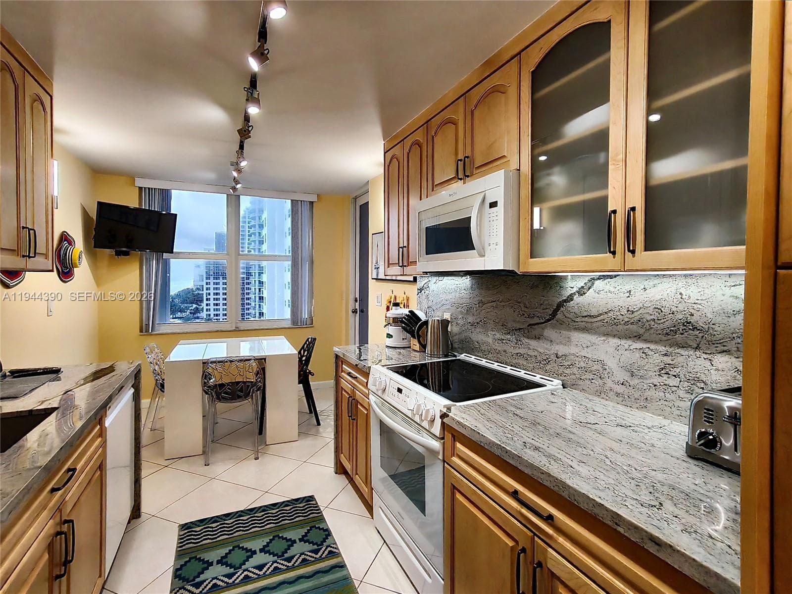 AQUARIUS CONDO · #1106S in Hollywood - Photo 27