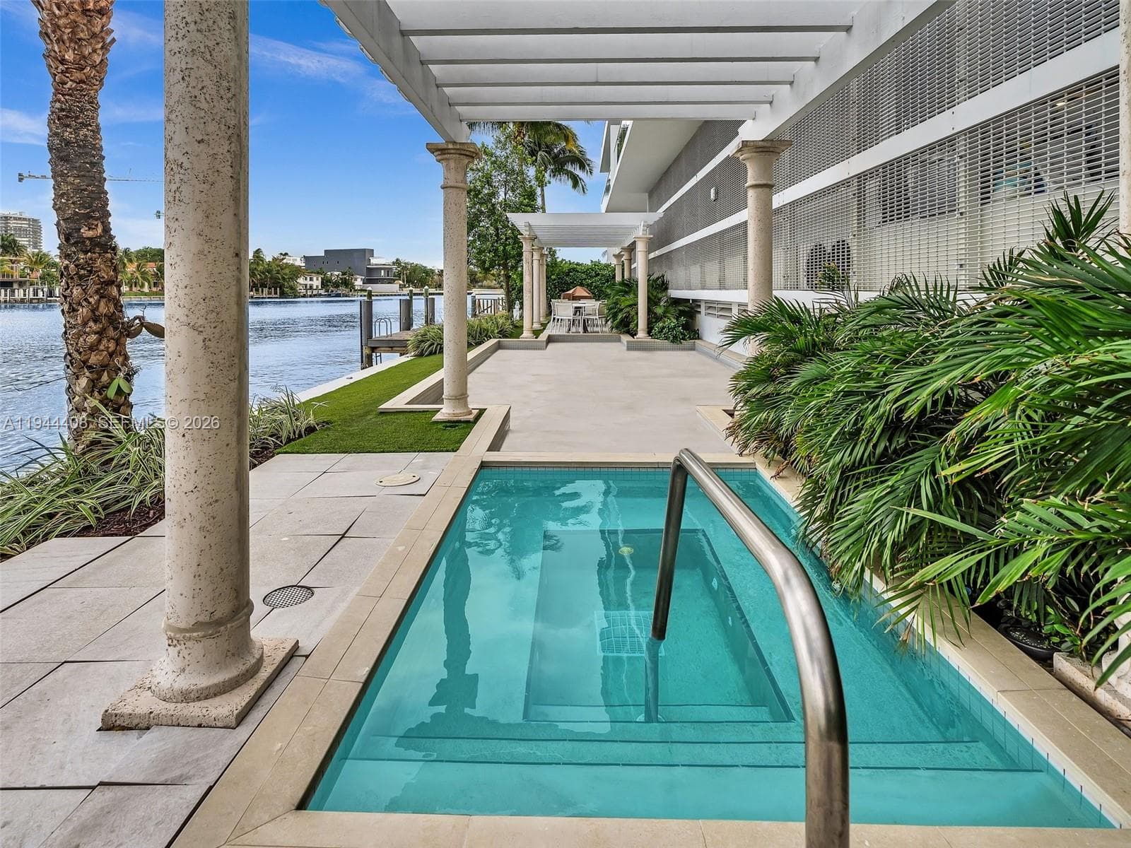 O RESIDENCE CONDO · #302 in Bay Harbor Islands - Photo 38