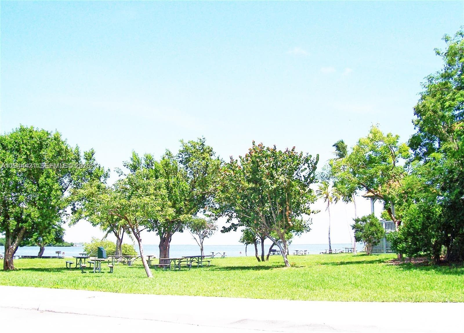 2884 SE 2 Dr #2 photo 33
