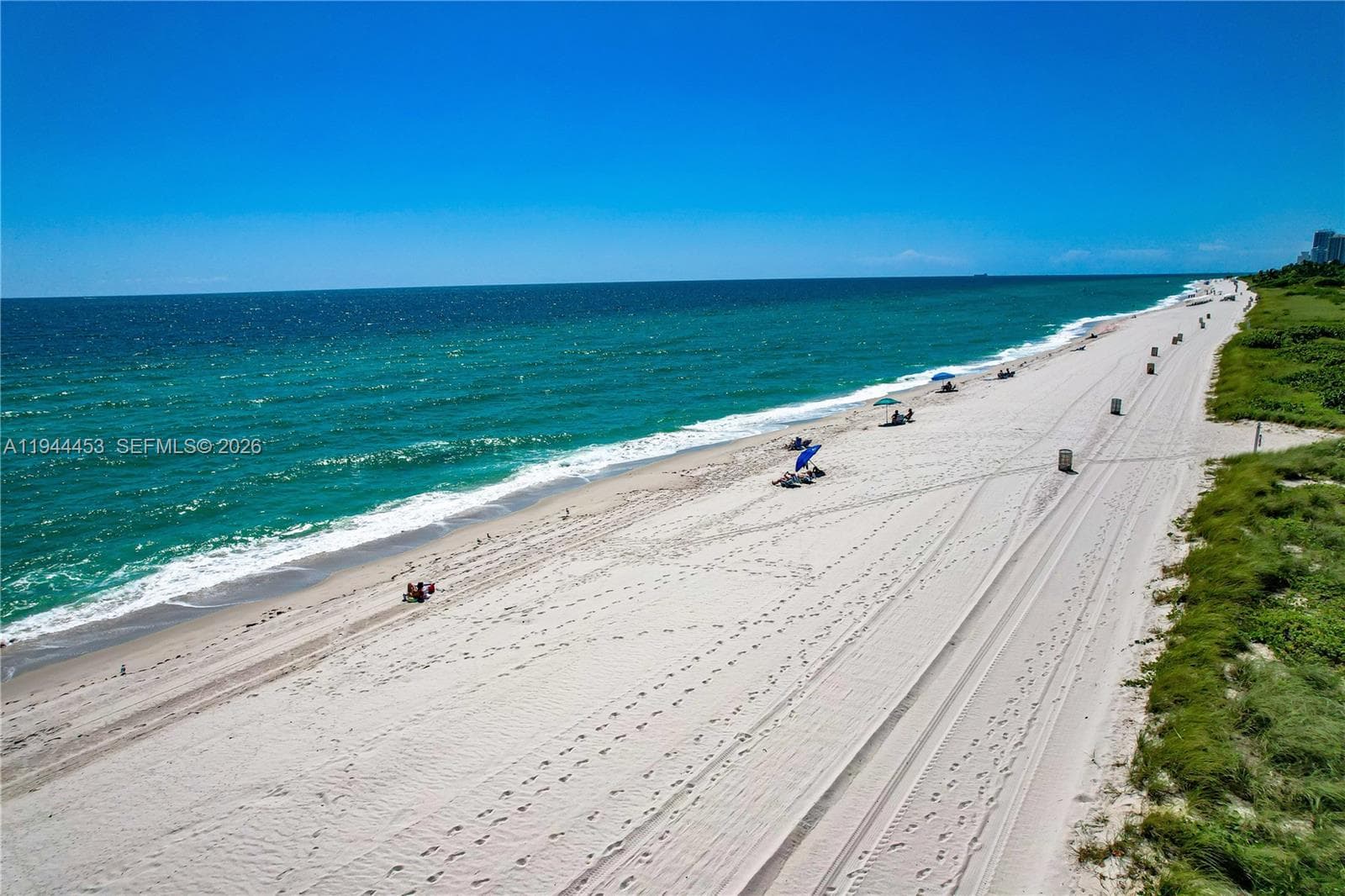 FOUR WINDS CONDO · #705 in Surfside - Photo 16