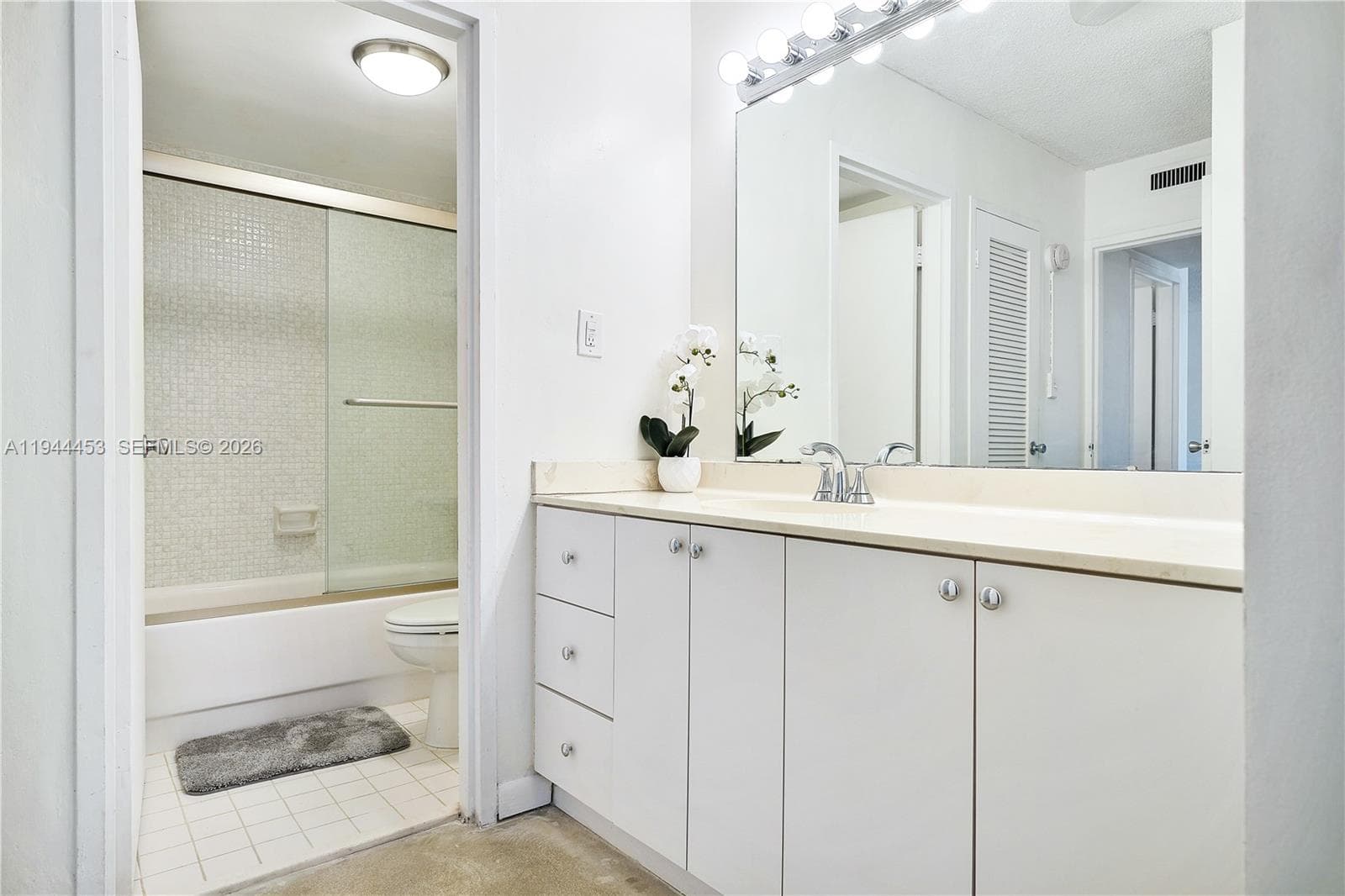 FOUR WINDS CONDO · #705 in Surfside - Photo 10