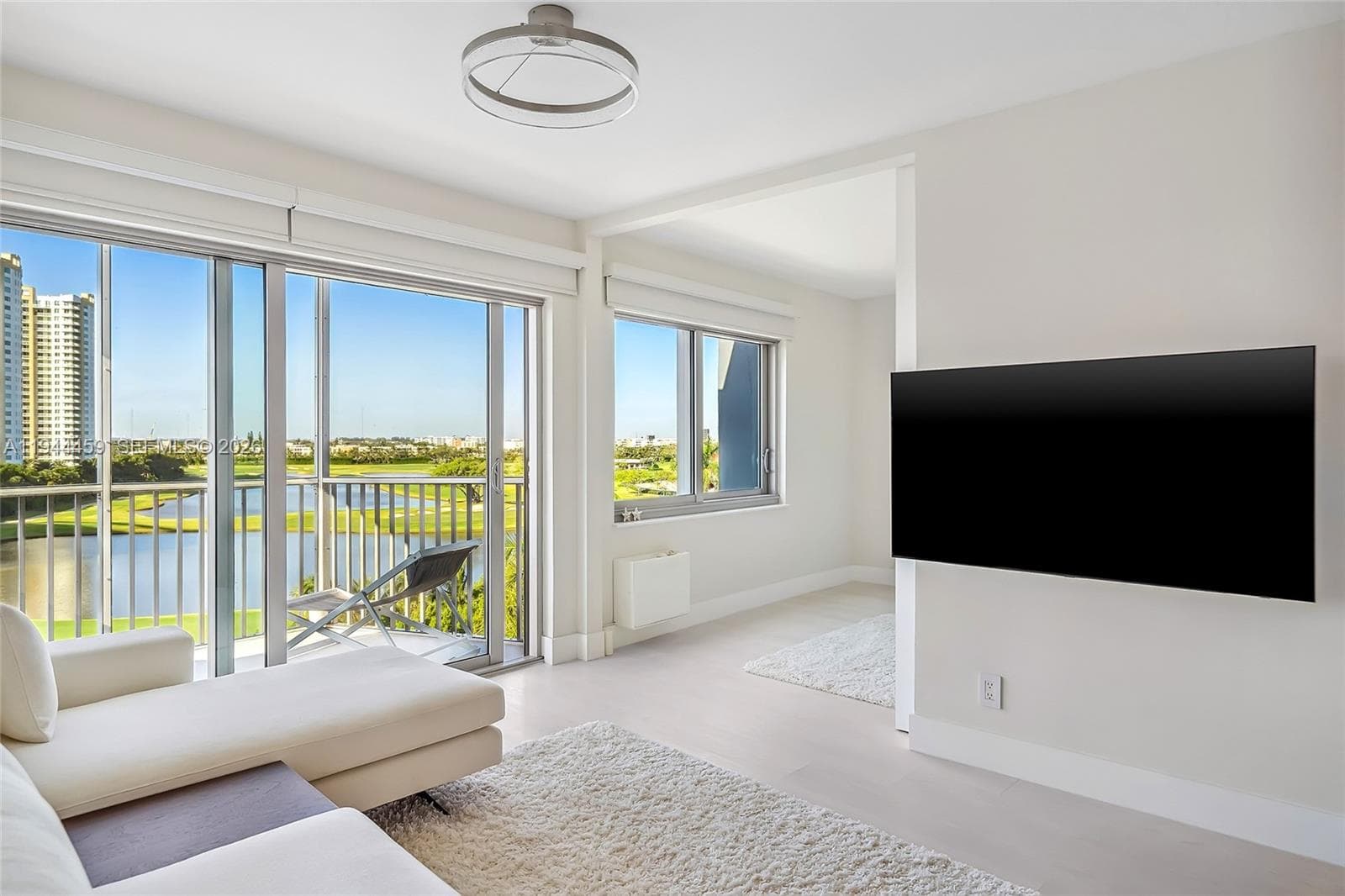 FAIRWAYS RIVIERA · #811 in Hallandale Beach - Photo 3