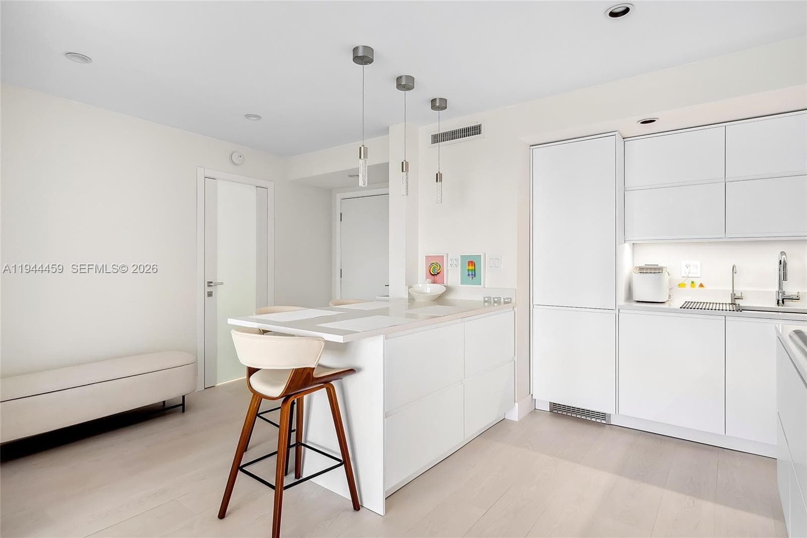 FAIRWAYS RIVIERA · #811 in Hallandale Beach - Photo 9