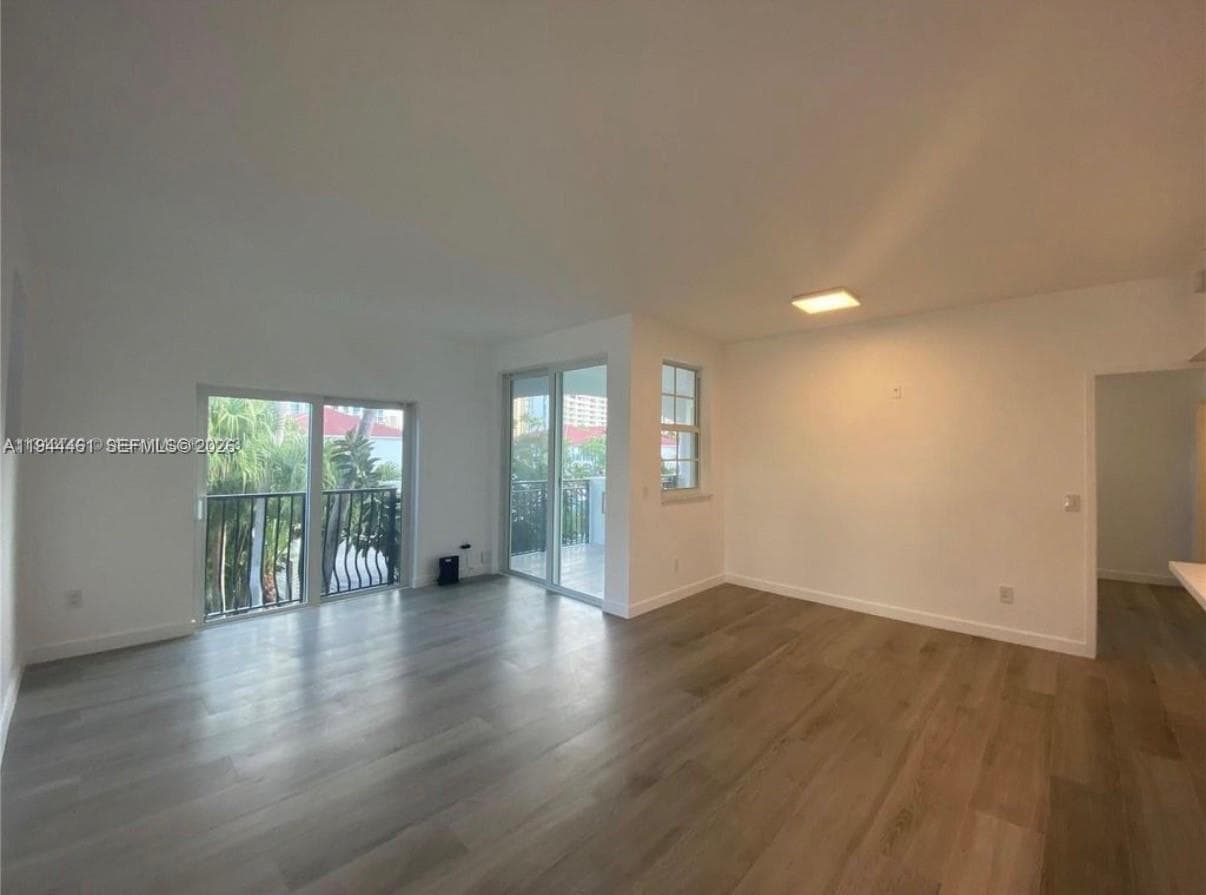 VILLAGE BY THE BAY CONDO · #7302 in Aventura - Photo 8