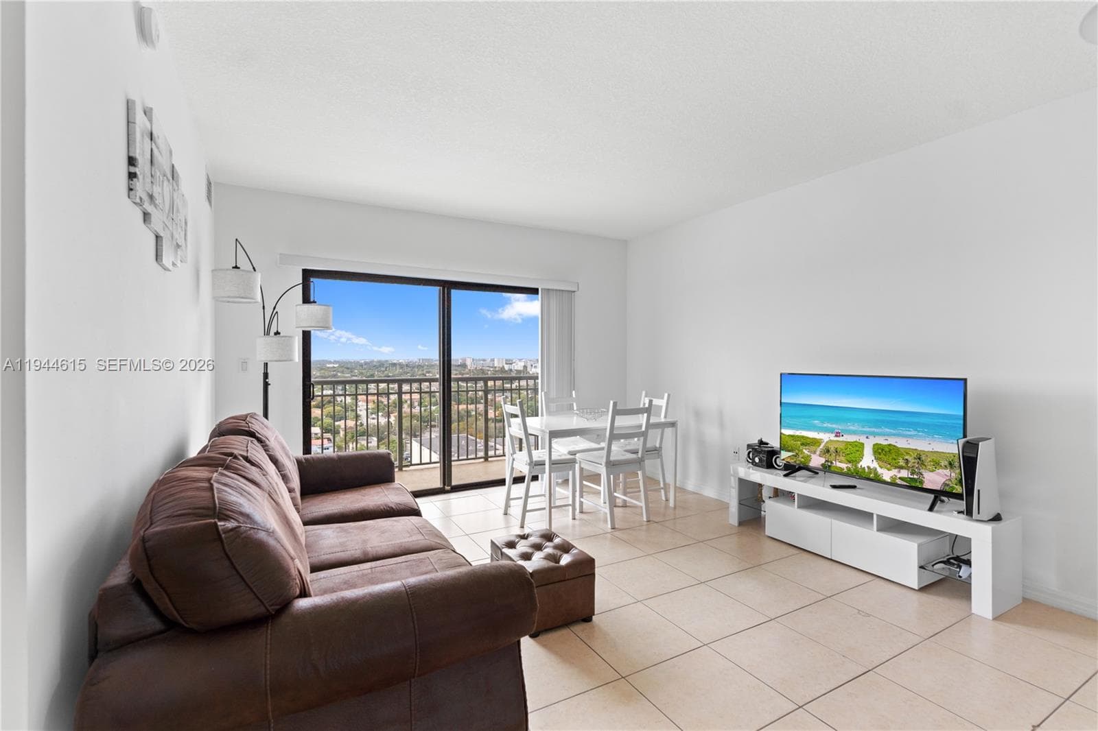 Keystone Park Condominium · #1609 in Miami - Photo 26