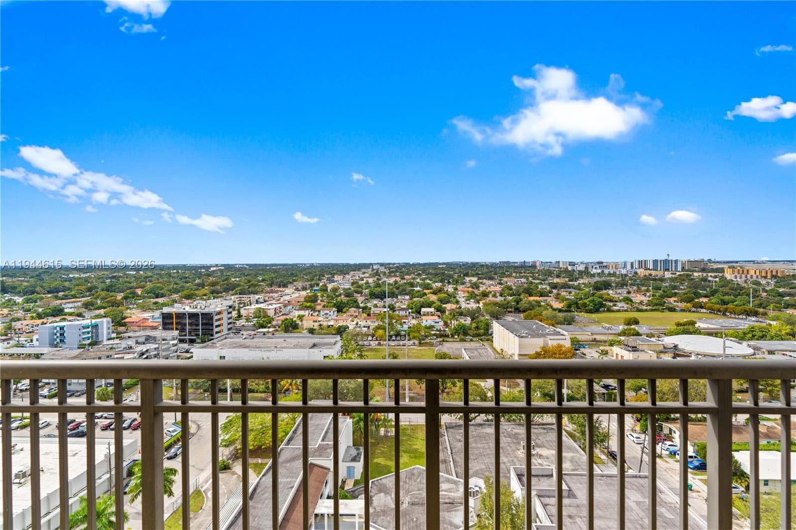 Keystone Park Condominium · #1609 in Miami - Photo 33