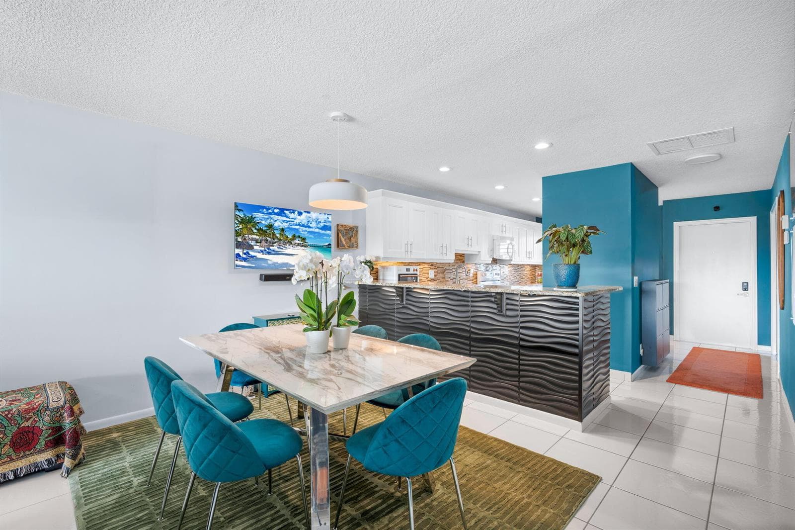 12-web-or-mls-A7403080