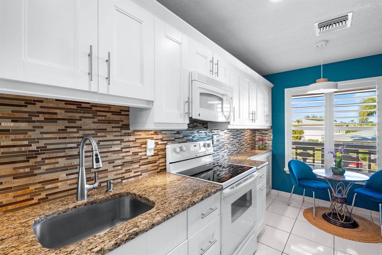 6-web-or-mls-A7403071