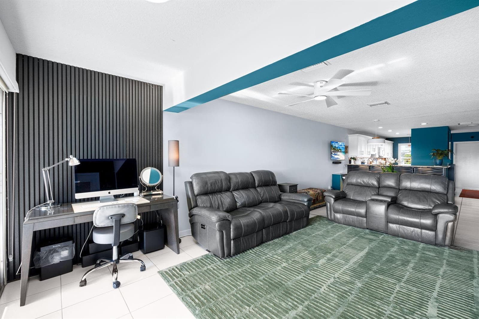 16-web-or-mls-A7403093