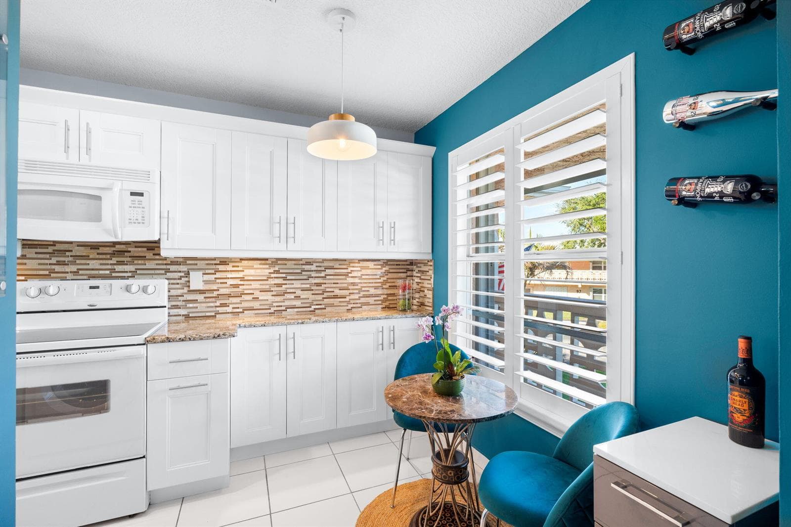 5-web-or-mls-A7403054