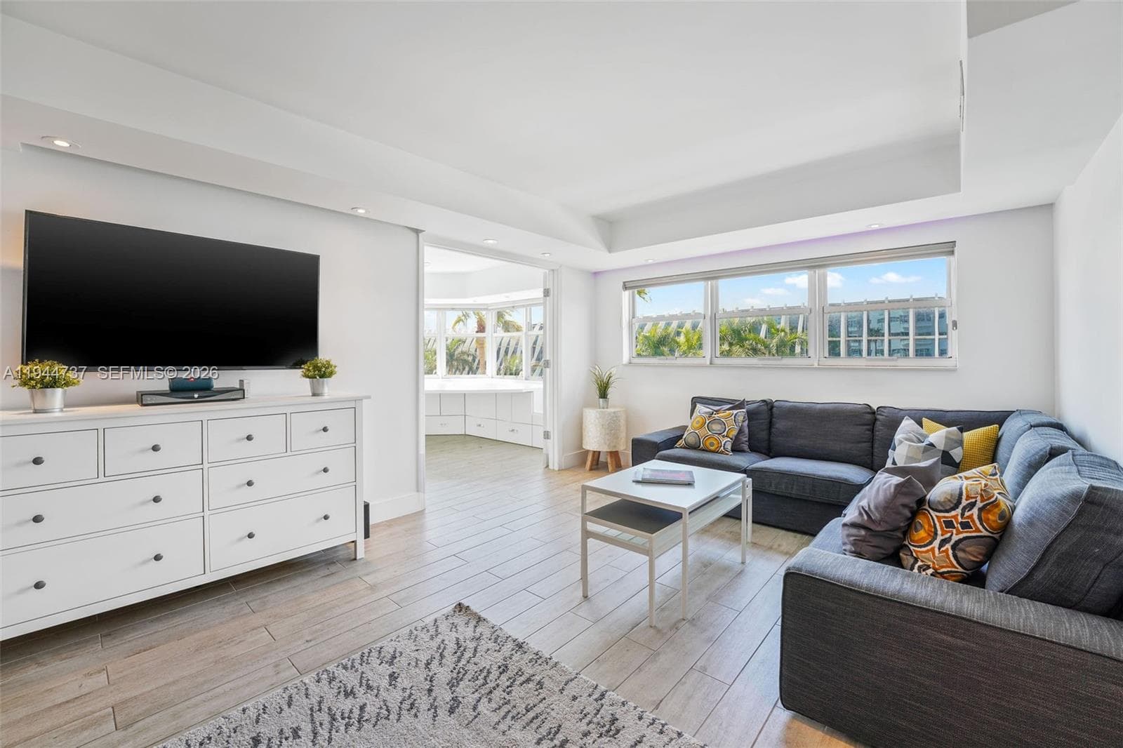 Octagon Tower I Condo · #5H in Miami Beach - Photo 6