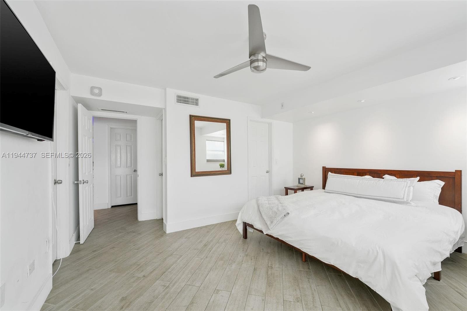 Octagon Tower I Condo · #5H in Miami Beach - Photo 17