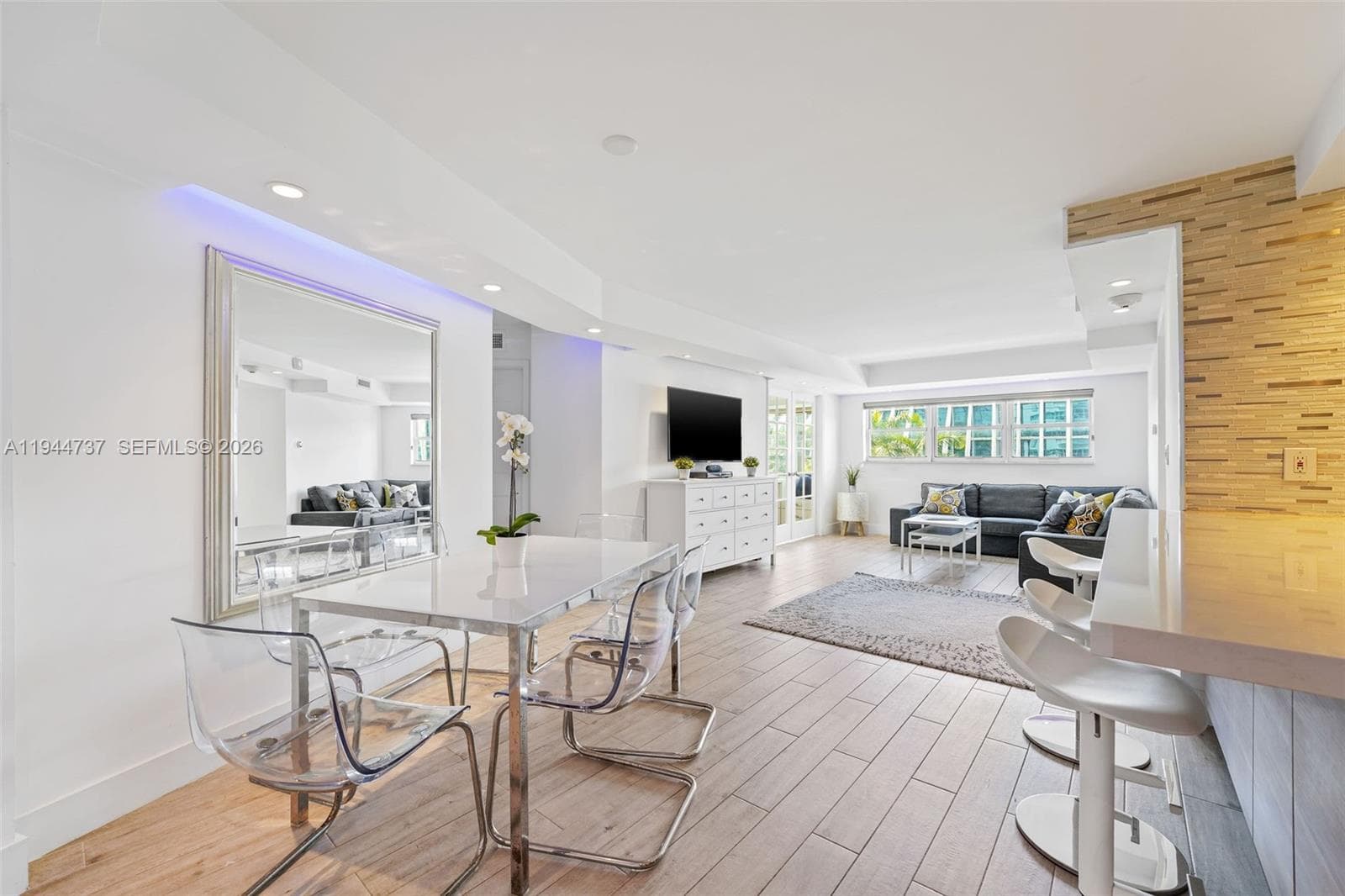 Octagon Tower I Condo · #5H in Miami Beach - Photo 3