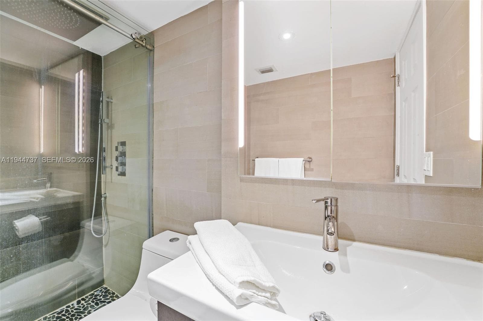 Octagon Tower I Condo · #5H in Miami Beach - Photo 20