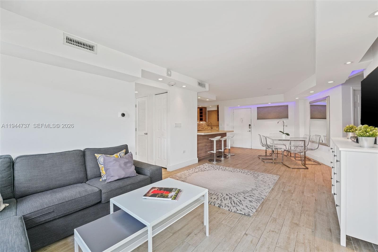 Octagon Tower I Condo · #5H in Miami Beach - Photo 8